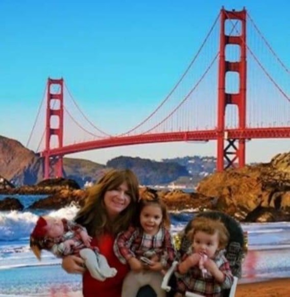 Meet your Posher, Shelli - Picture 1 of 1